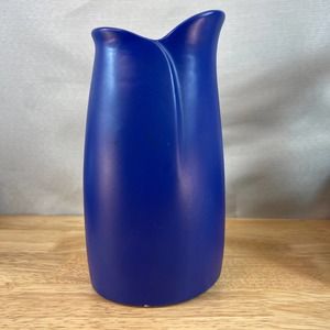 Vintage‎ cobalt blue “lip” vase
